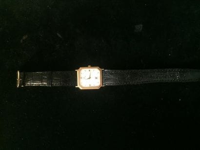 OMEGA
Omega men's 18 k (750 thousandths)...