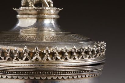 FRANCE 15th century

A round silver host...