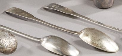 PARIS 1774 - 1775



Silver stew spoon, uniplat...