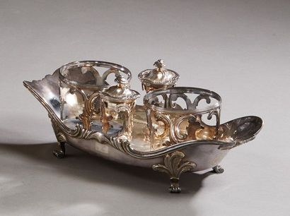 PARIS 1759 - 1760



A silver tray-shaped...