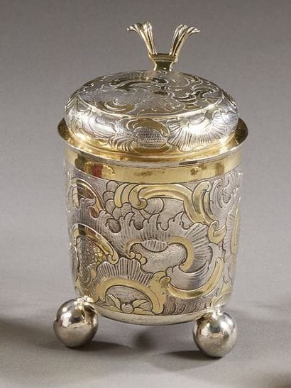 Mug covered in silver and vermeil 84 zolotniks...