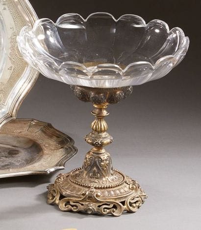 Fruit bowl with a richly carved vermeil foot...