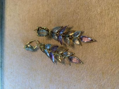 Pair of 18 k (750 thousandths) yellow gold...