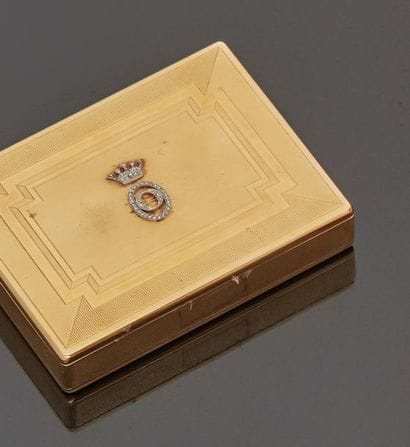 VAN CLEEF AND ARPELS

18 k (750 thousandths)...