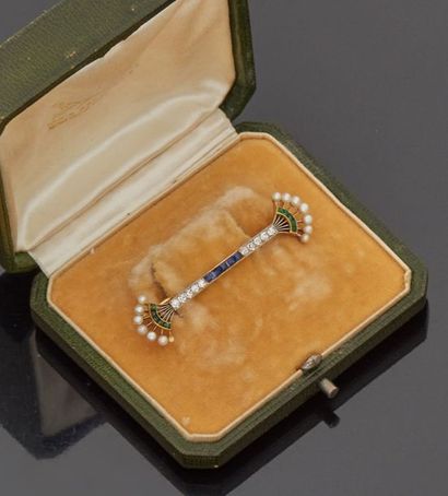 18 k (750 thousandths) yellow gold barrette...