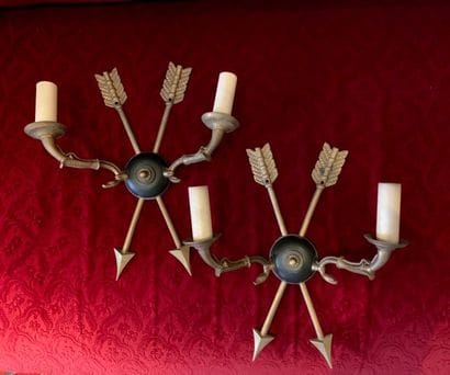 Quatre appliques de style Empire en bronze...