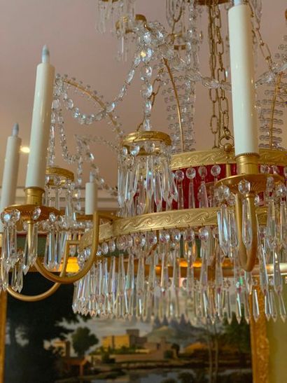 Beau lustre de style Baltique à huit bras...