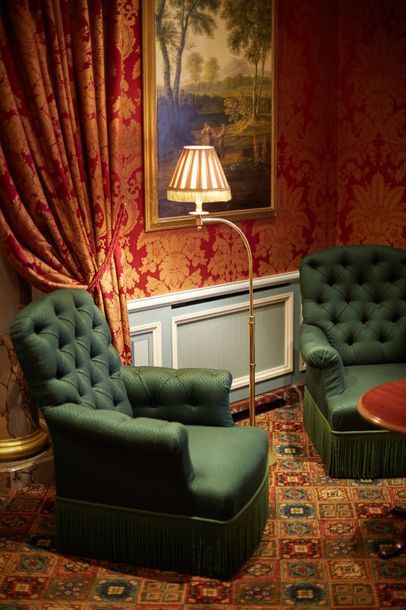 Paire de fauteuils confortables de style...