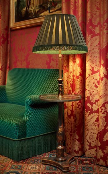Vaughan Designs. Une paire de lampadaires...