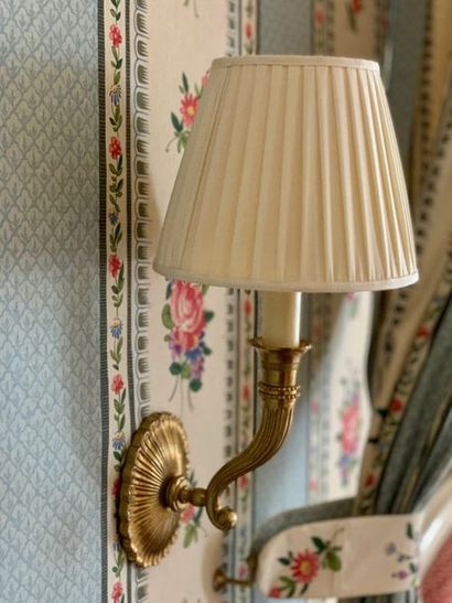 Vaughan Designs. Suite de 4 appliques en...