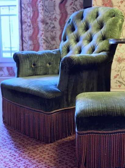 Fauteuil confortable de style Napoléon III...