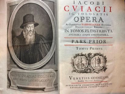CUJAS (Jacobus Cuiacius, alias Jacques)....