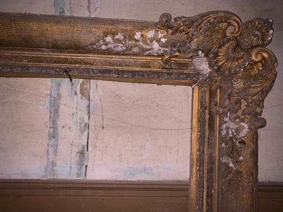 Romantic period frame in gilded stucco, spandrels...