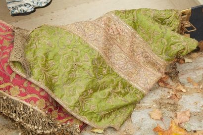 Green composite textile (chased velvet or...