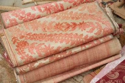Set of textiles: printed cottons, chiselled...