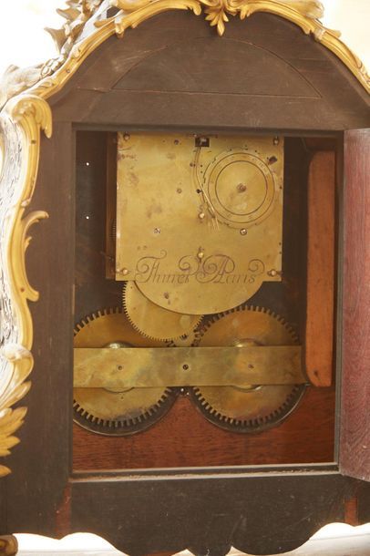 An important pendulum clock with an eventful...