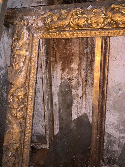 Three Romantic period wood and gilded stucco...