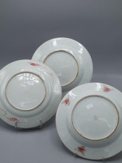 CHINE, Compagnie des Indes - XVIIIe siècle

Trois...