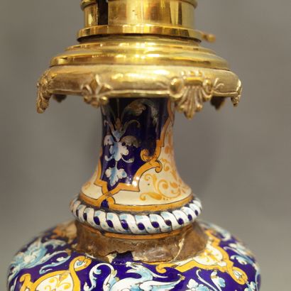 Pair of oil and ceramic lamps with neo-Renaissance...