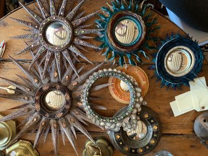 Six witch's mirrors in the taste of Line...