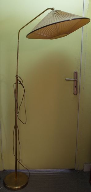 Two-light wall lamp in green and gold lacquered...