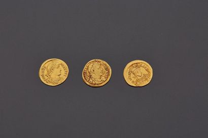 LOT trois pièces or romaines et byzantines...