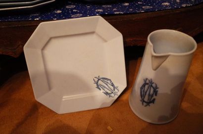Ceramic table service part called 