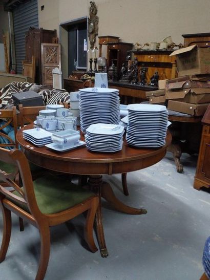 Ceramic table service part called 