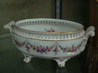 Saxon porcelain planter decorated with garlands...