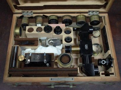 Nécessaire de microscope 