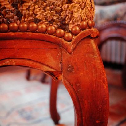 Quatre chaises en hêtre.

Époque Louis XV.

(accident...
