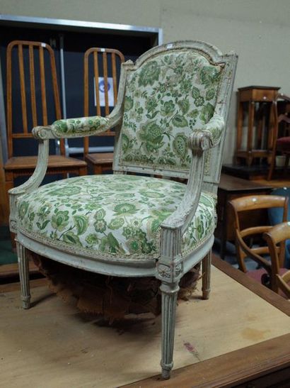 Fauteuil à dossier plat en bois rechampi...