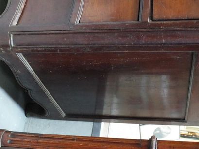 Commode de port en acajou et placage d'acajou,...