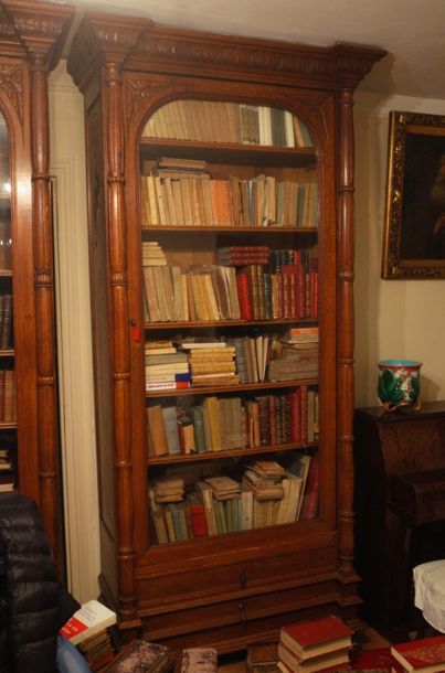 Deux petites bibliothèques en bois naturel...