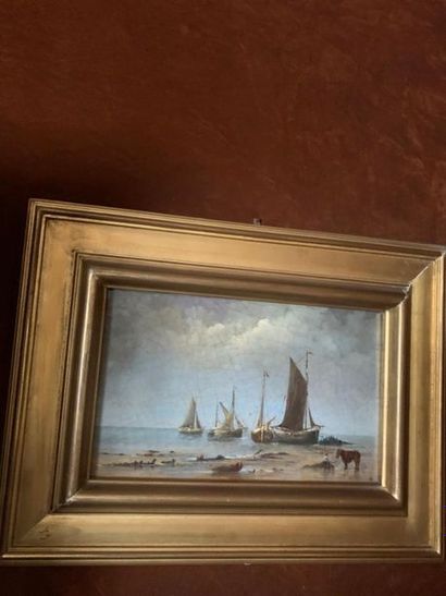 Northern School

Fishing boats

Oil on canvas

22...