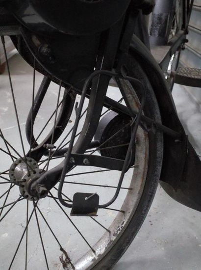 Vélo Solex 3800

(capot supérieur repein...