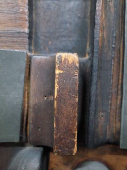 NERONE E PATUZZI /N.P.2

Basilievo CI.I07

Carved...