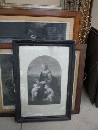 Lot de quatre gravures anciennes

L'accouchement,...