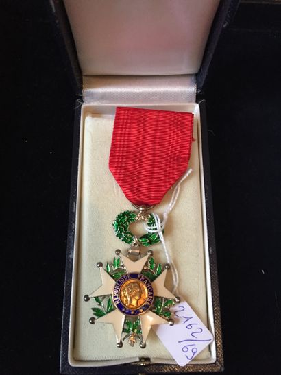 Médaille de chevalier de la LEGION d'HONNEUR...