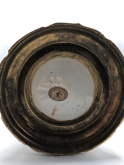 Vase en porcelaine de chine de forme balustre...