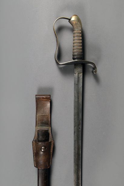 Sabre court d'officier autrichien de Landwehr...