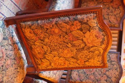 Quatre chaises en hêtre.

Époque Louis XV.

(accident...