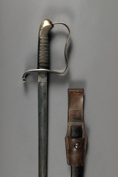 Sabre court d'officier autrichien de Landwehr...