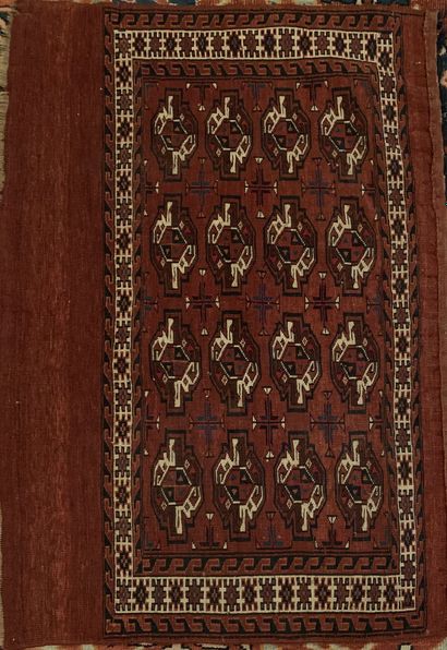Caucase Tapis de selle à fond brique à décor...