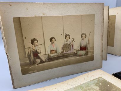Album de photographies de vues de la ville...