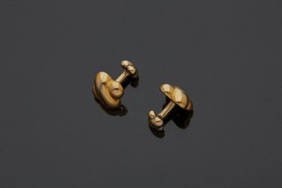 Paire de boutons de manchettes en vermeil,...