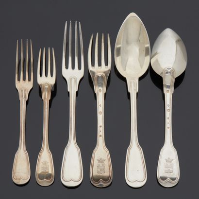 Partie de ménagère de couverts dépareillés...
