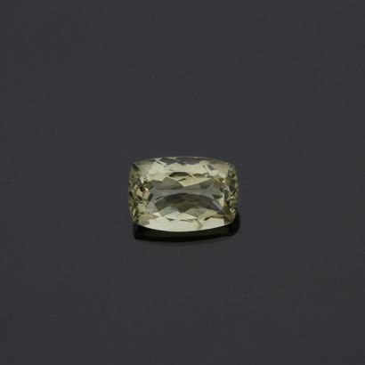 Quartz. Poids d'environ 11 carats.