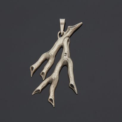 René DELAVAN (actif 1926-1958)

Pendentif...