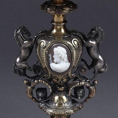 François-Désiré FROMENT-MEURICE circa 1839

Coupe...